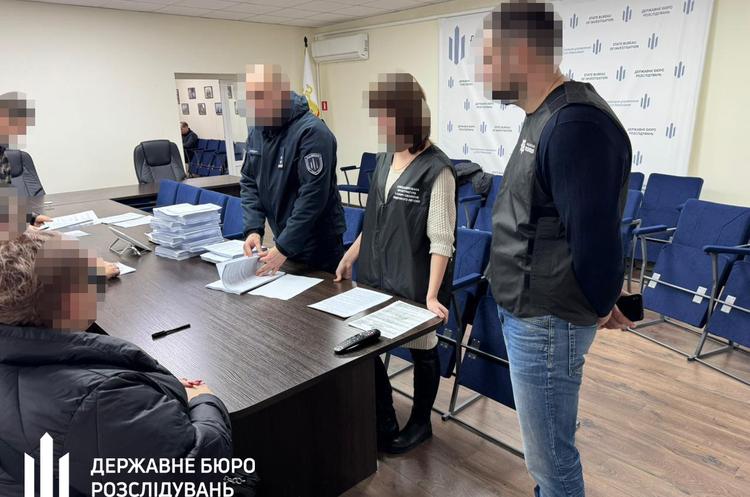 Low-quality clothing was purchased for the Armed Forces of Ukraine: The State Bureau of Investigation suspects a city council member.