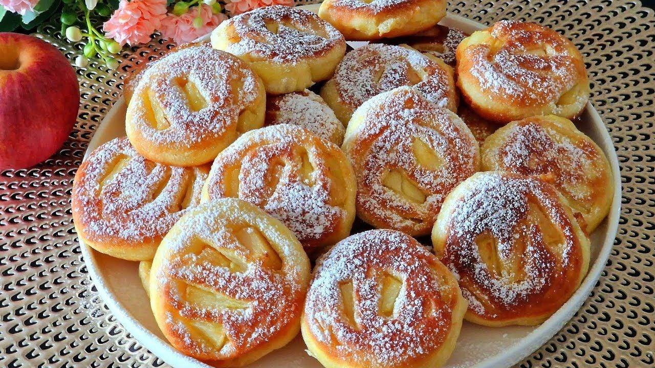 Baked apples in pancake batter. Today's recipe!