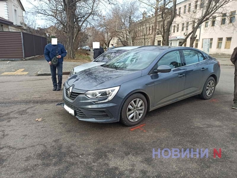 На перекрестке в Николаеве столкнулись «Рено» и «Опель»