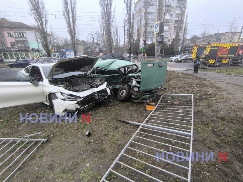 Смертельное ДТП с Infiniti в Николаеве сняли камеры видеонаблюдения (видео)